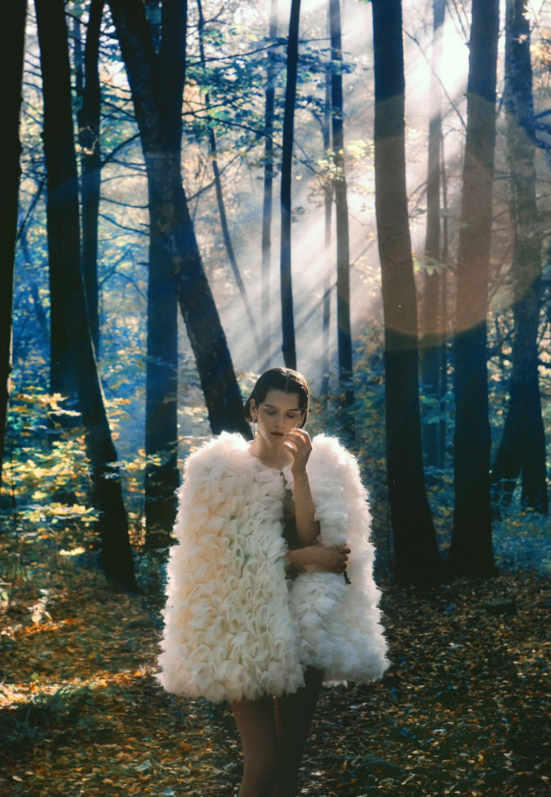 Этот взгляд любого чушпана в краску загонит Анастасия Красовская - младший срежант.