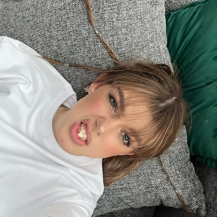 Звезда Тиктока Авивуни родился 4 Февраль, 2004 в Казакхстан (Сейчас ей 19 лет). Звезда Тиктока Авивуни родился 4 Февраль, 2004 в Казакхстан (Сейчас ей 19 лет).