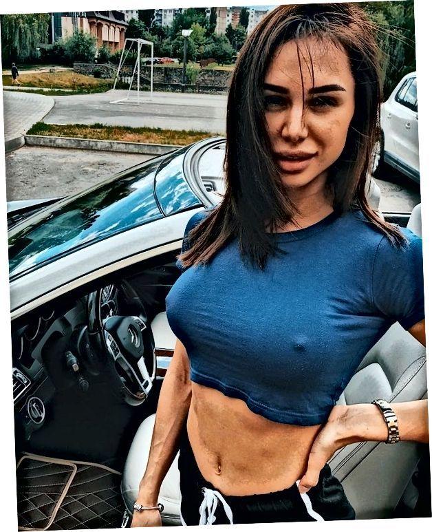 Откровенные фото и видео Евгении на странице в Инстаграме интересуют большое количество человек. Откровенные фото и видео Евгении на странице в Инстаграме интересуют большое количество человек.