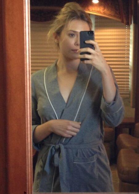 Элизабет Олсен Горячие Фото. Элизабет Олсен Горячие Фото.