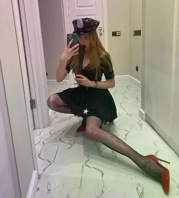 Слив фото Ангелина Робин Гуд (Angelina Robihood): от главной московской содержанки. Слив фото Ангелина Робин Гуд (Angelina Robihood): от главной московской содержанки.