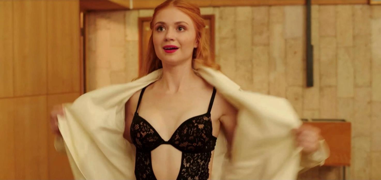 Слитое в сеть фото Екатерина Чаннова в нижнем белье (ажурном купальнике) в сериале "Универ Молодые". Слитое в сеть фото Екатерина Чаннова в нижнем белье (ажурном купальнике) в сериале "Универ Молодые".