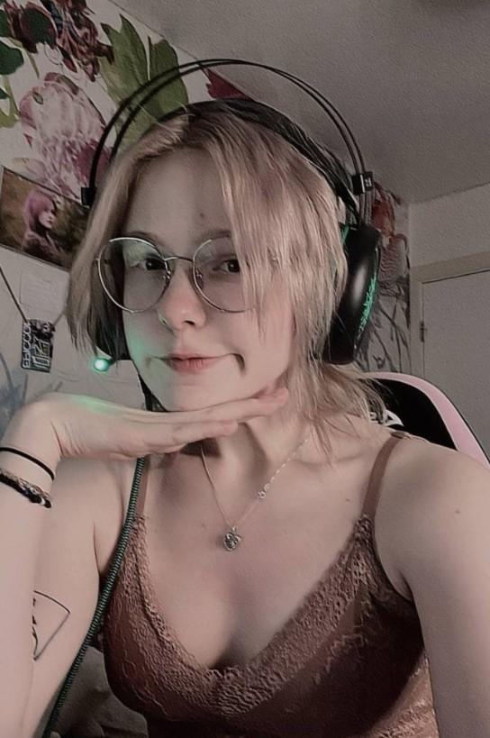 Фото в купальнике Pinkguno Слив Горячих Фото. Фото в купальнике Pinkguno Слив Горячих Фото.