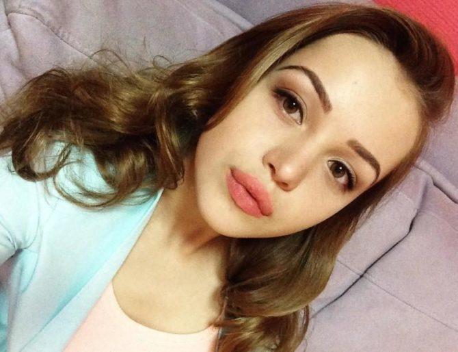 Василина Юсковец в Нижнем белье Ивановы.