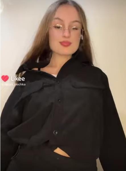 Фотки в рубашке. Фотки в рубашке.