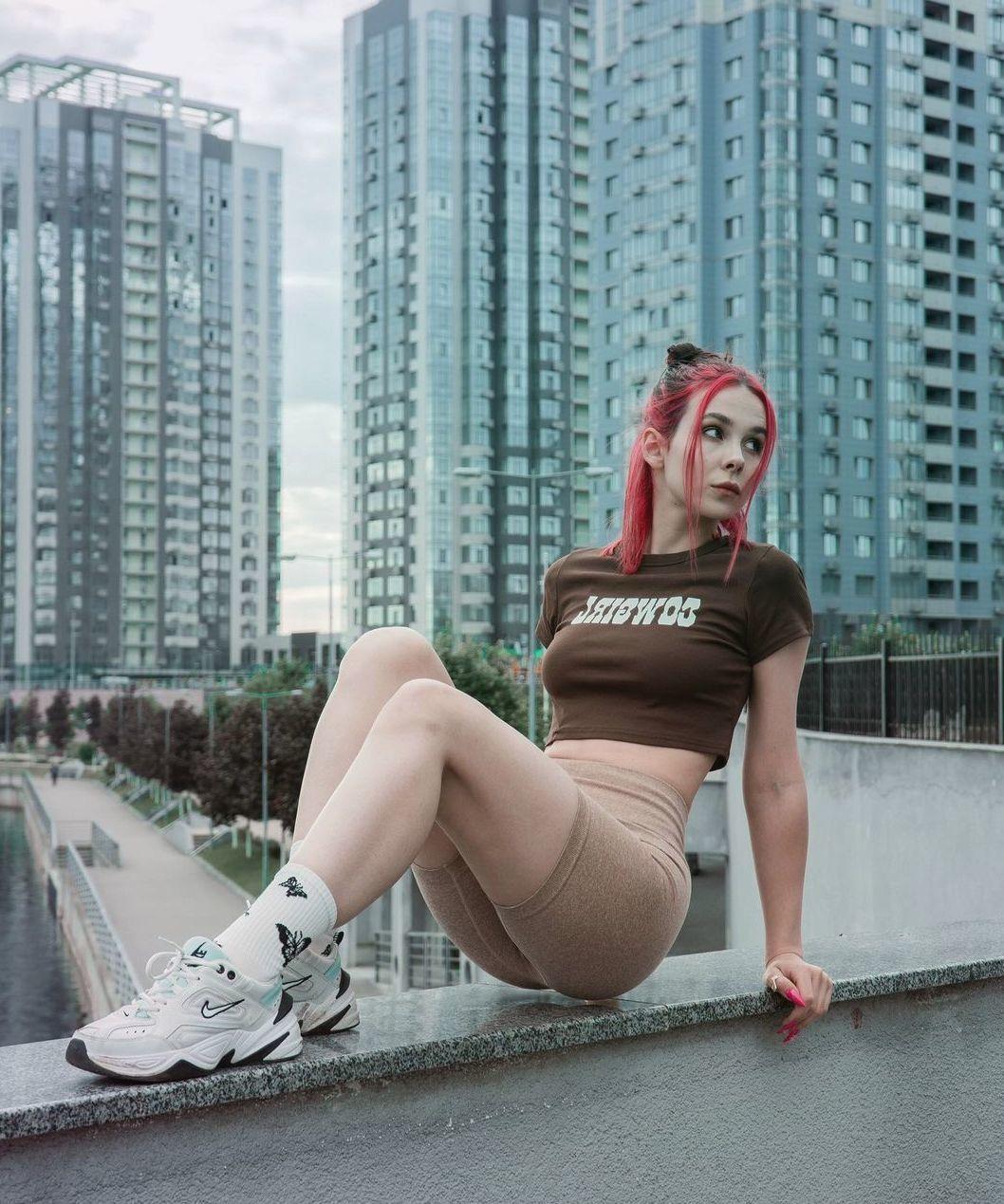 Горячие фото стримерш и блогерш :  Di Rubens тиктокерша, слив Di.Rubens онлифанс.