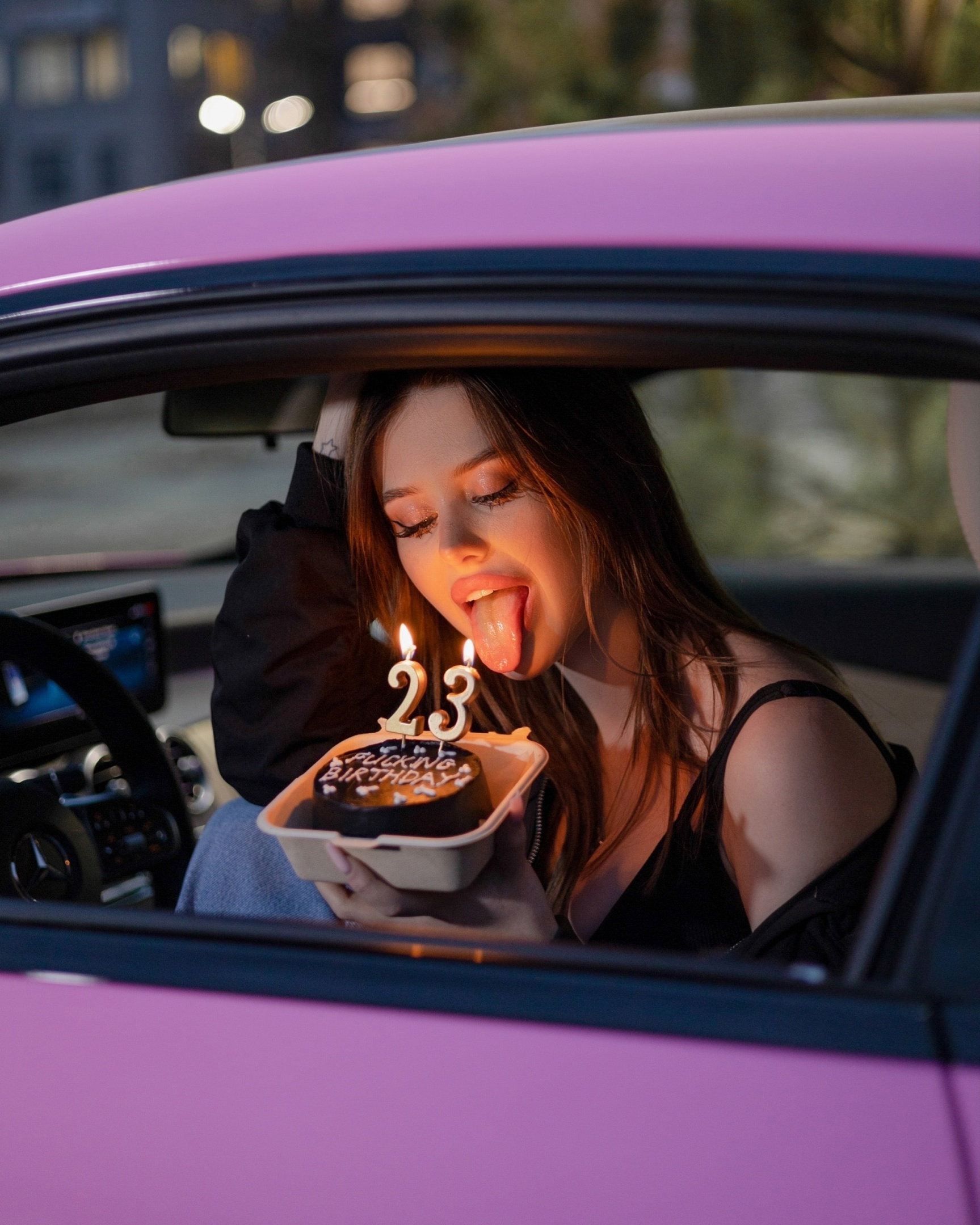 Совсем недавно хакеры взломали Диану Астер, слив в сеть огромное количество откровенного контента девушки с известным исполнителем Фогелем. Совсем недавно хакеры взломали Диану Астер, слив в сеть огромное количество откровенного контента девушки с известным исполнителем Фогелем.