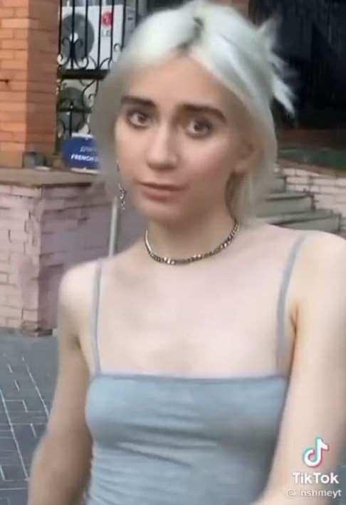 При этом, блогерша быстро обрела популярность на Тик Ток.