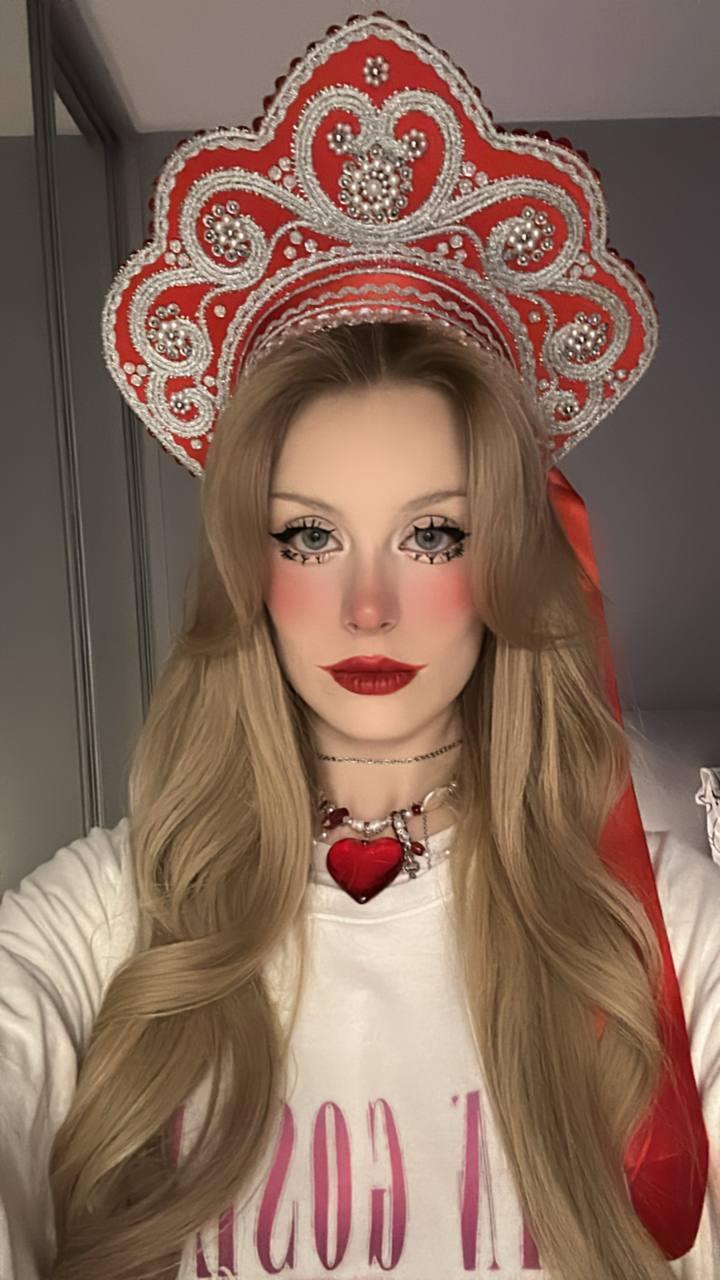 Новые снимки с актёром "Однажды в России". Новые снимки с актёром "Однажды в России".