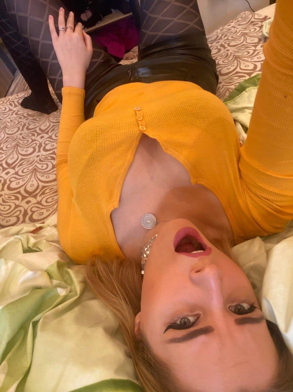 Клубничка Лиза (Klubni4ka_liza) слив горячих фото