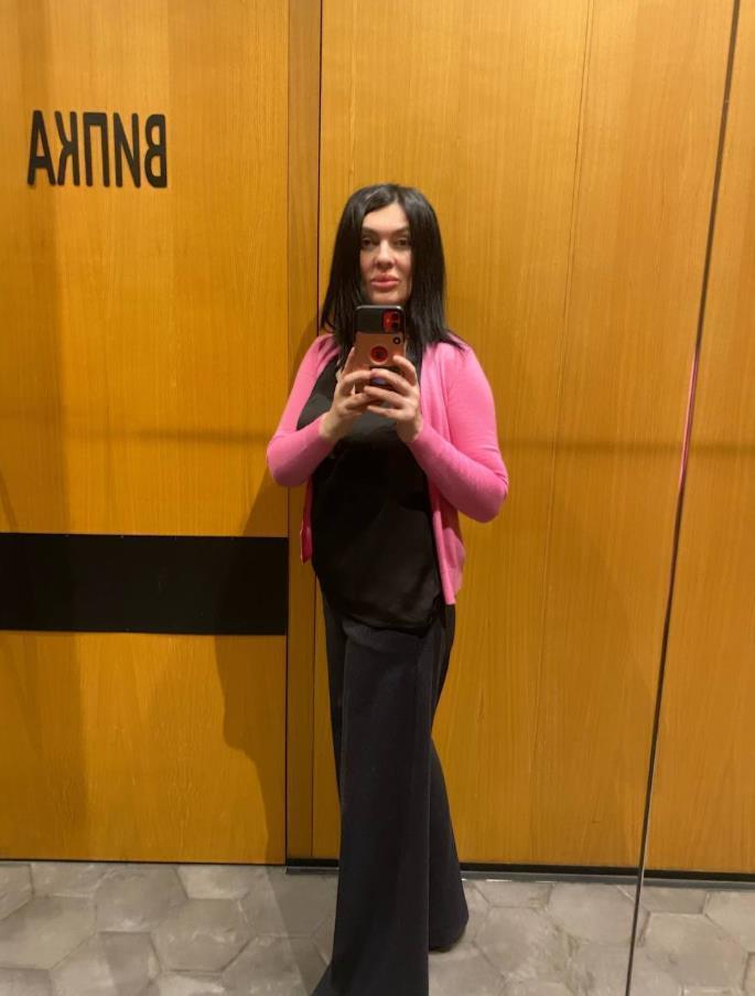 Селфи мама огра бусти. Селфи мама огра бусти.