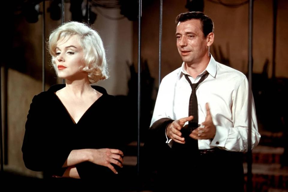 Кадр из фильма «Займемся любовью», Мерлин Монро с Ивом Монтаном.