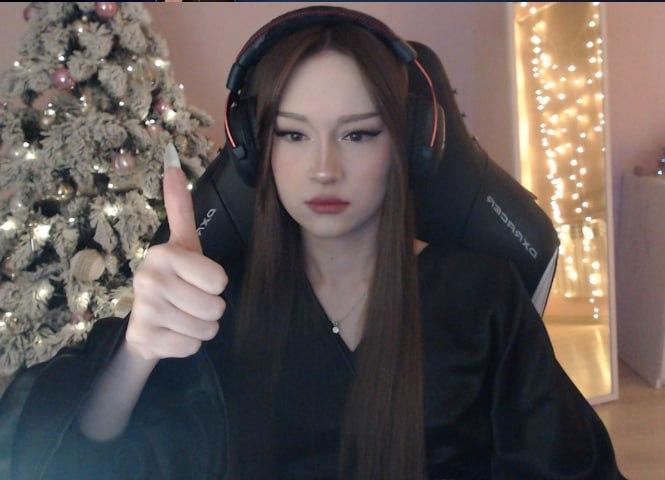 Новогодние фотки dasha228play из Телеграмма слитые в сеть.