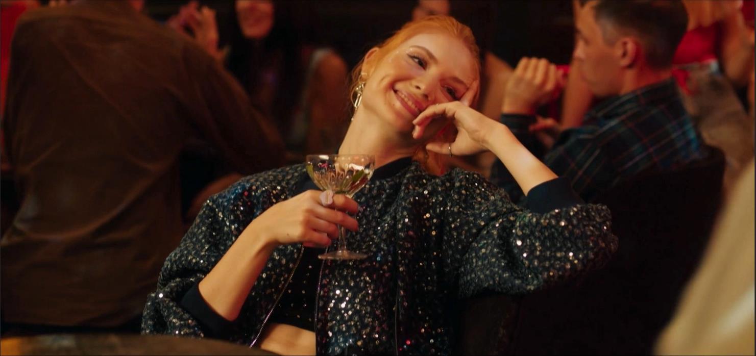 Ещё один кадр с Екатериной Чанновой из кино. Ещё один кадр с Екатериной Чанновой из кино.