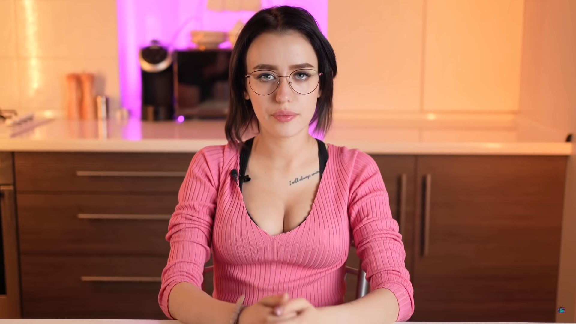 Адольф и Ника актриса.