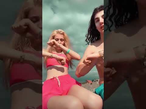 Анастасия Кош слив