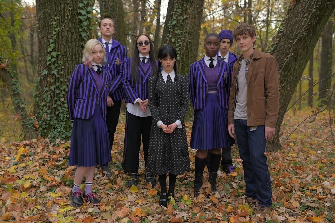 Как живёт Эмма Майерс (Emma Myers)