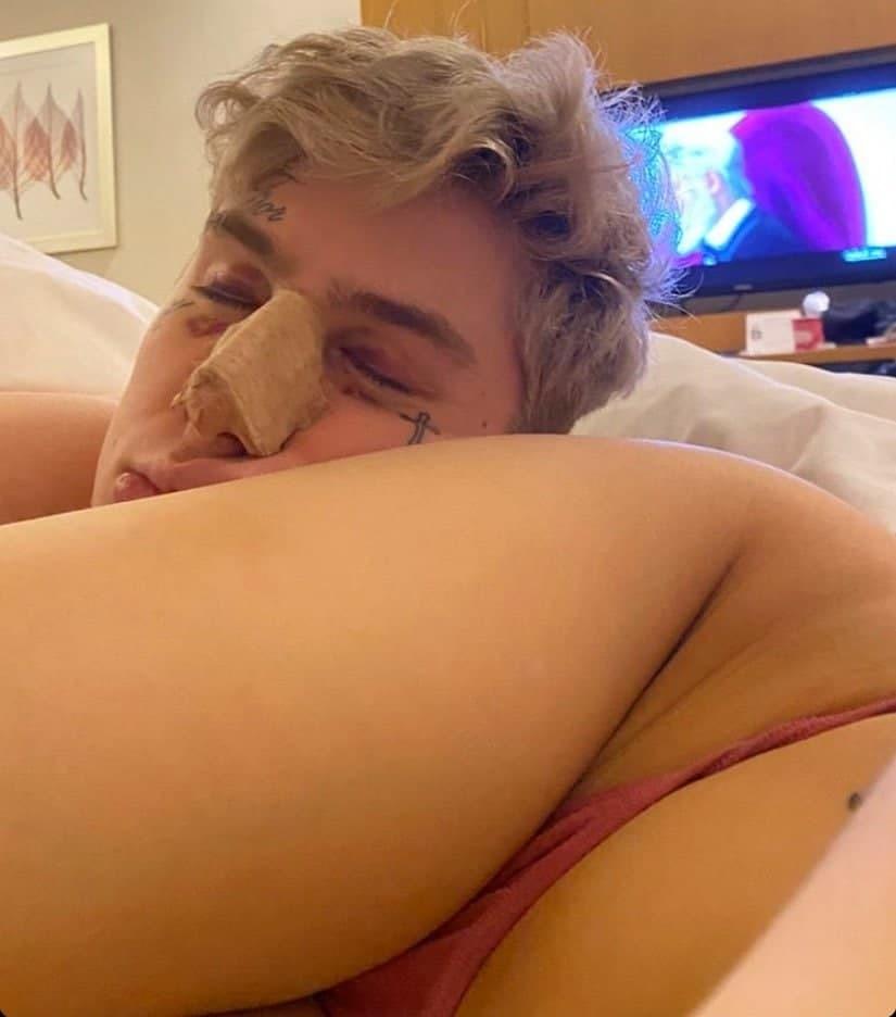 В сеть слили секс-видео с участием Инстасамки и ее парня Олега kenfckyou.