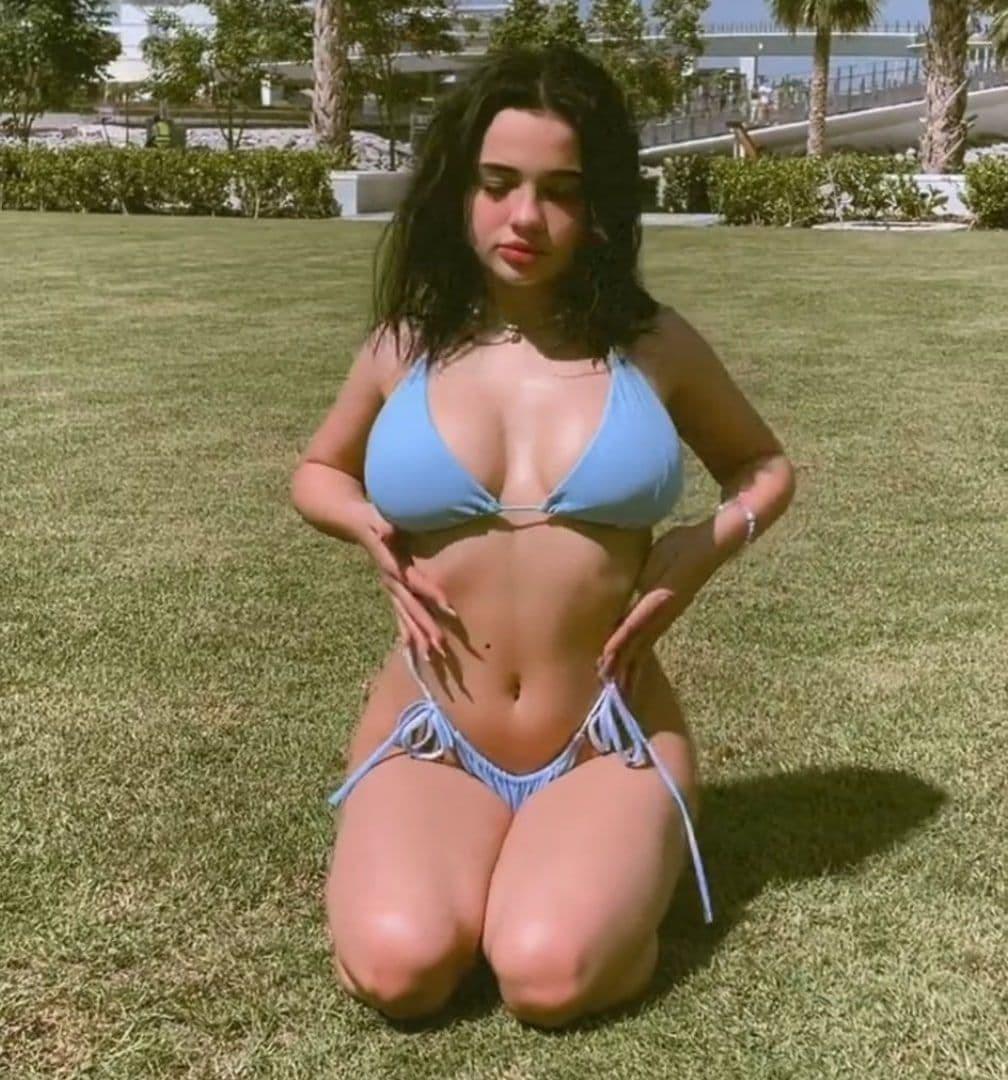 Настоящее имя&nbsp;Вали&nbsp;Карнавал&nbsp;–&nbsp;Валя&nbsp;Карнаухова.