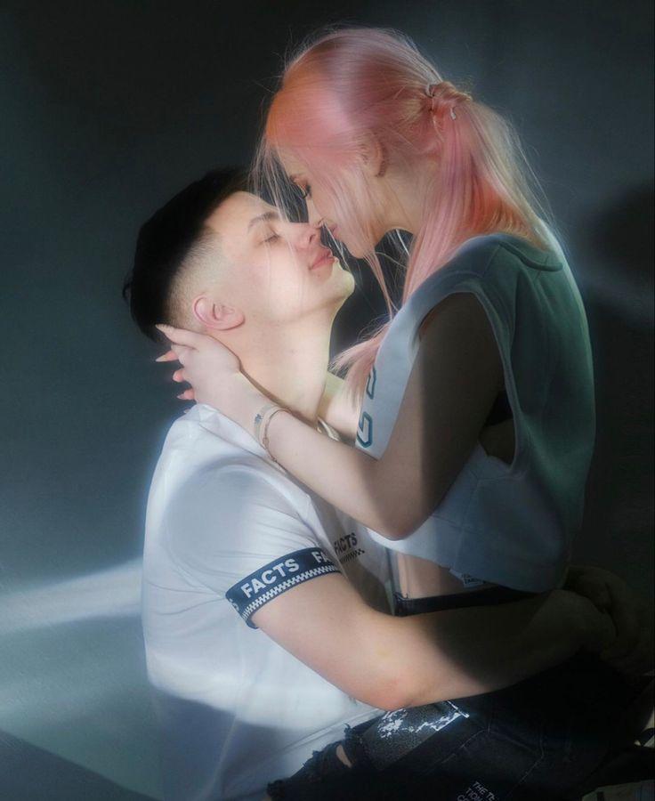 Фото Диана Астер и Фогель поцелуй. Фото Диана Астер и Фогель поцелуй.