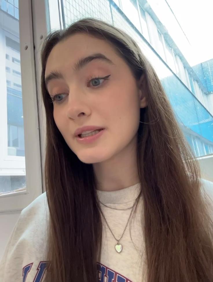 Смешные скриншоты из ютуб ролика Динары. Смешные скриншоты из ютуб ролика Динары.