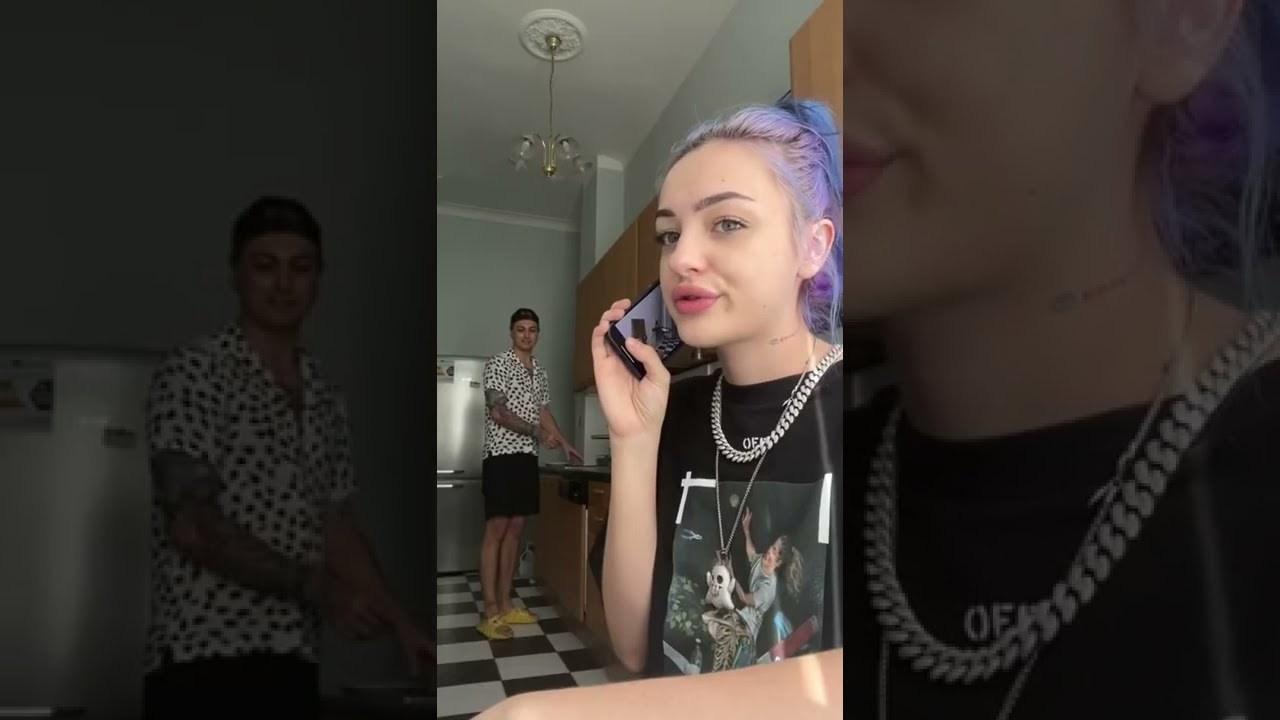 Девушка мятной фанты Лера Девушка мятной фанты Лера