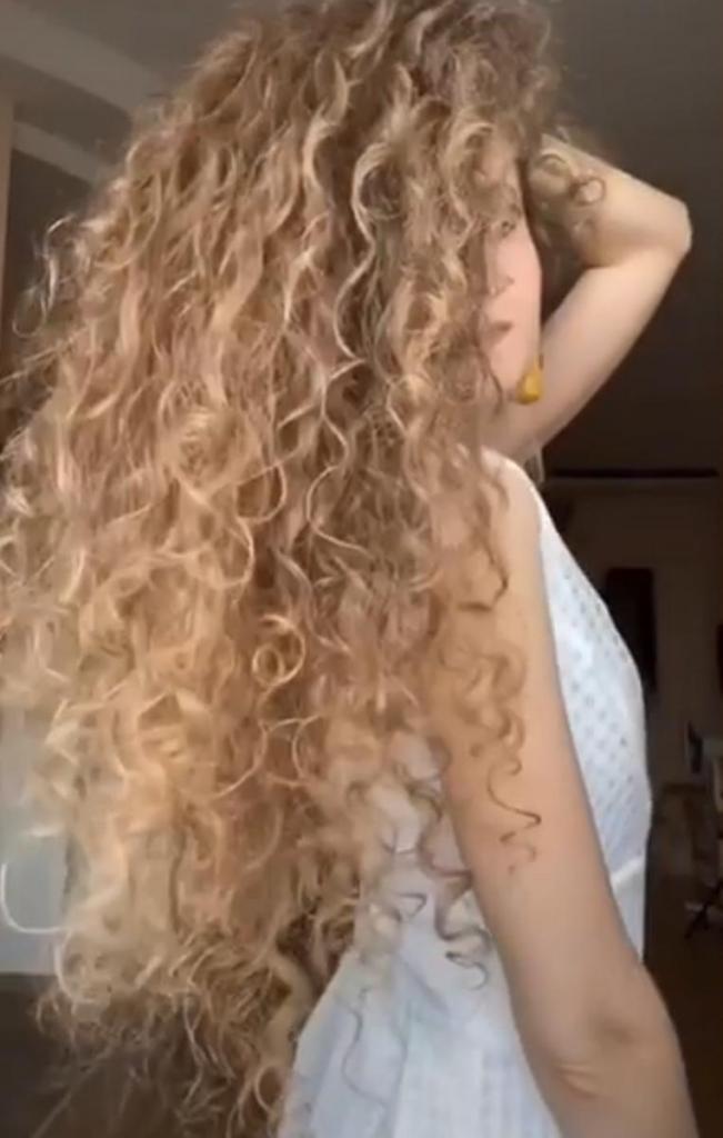 Сексуальное фото Кудрявой Евгении Печориной.