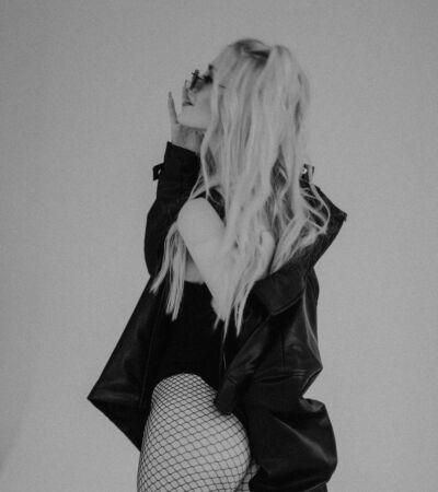 Голая Диана Астер на горячих фото Голая Диана Астер на горячих фото