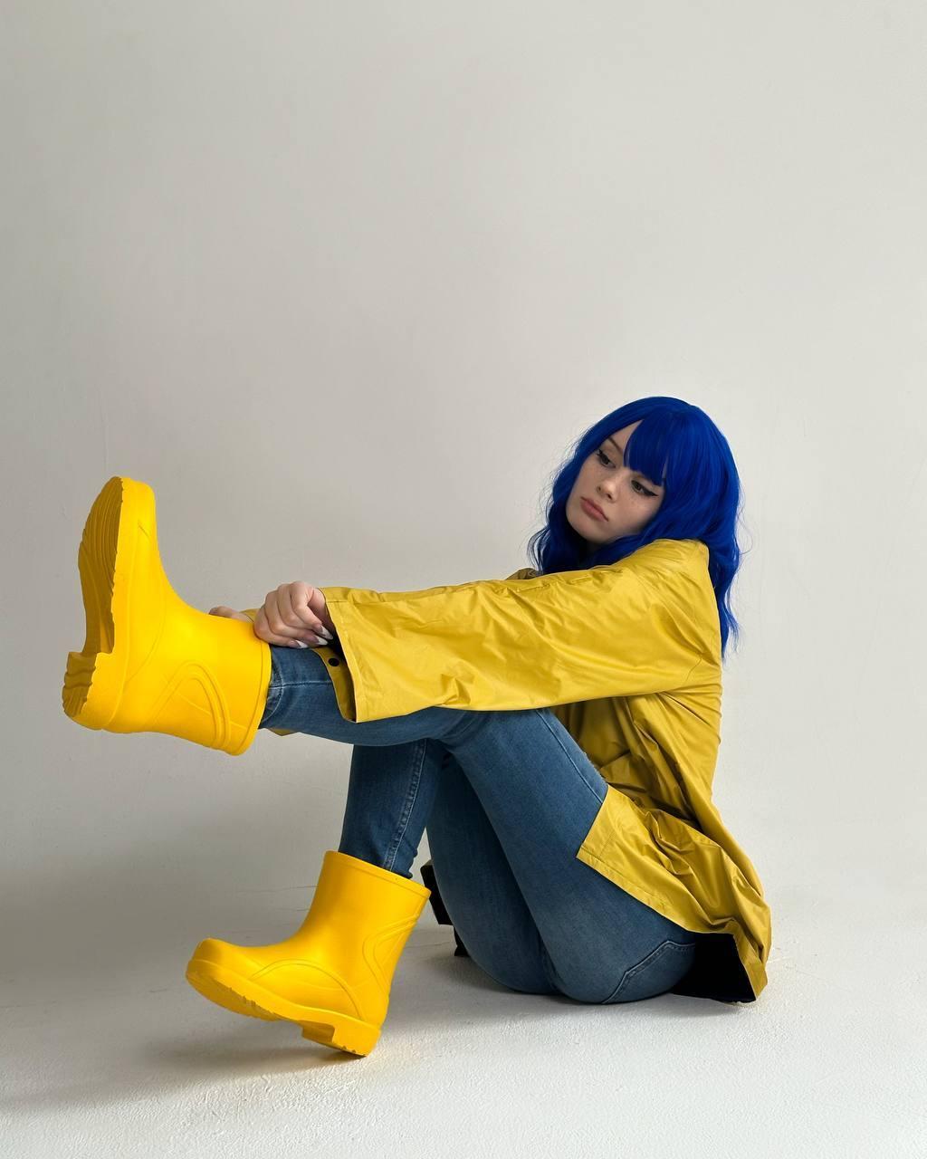 Она набрала 1 миллиард просмотров в клипах вК. Она набрала 1 миллиард просмотров в клипах вК.