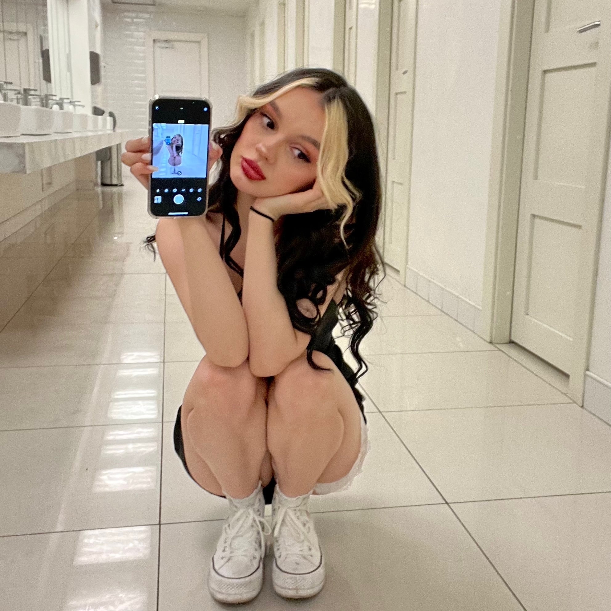 Взрывная тиктокерша Дарьяна Галлавич