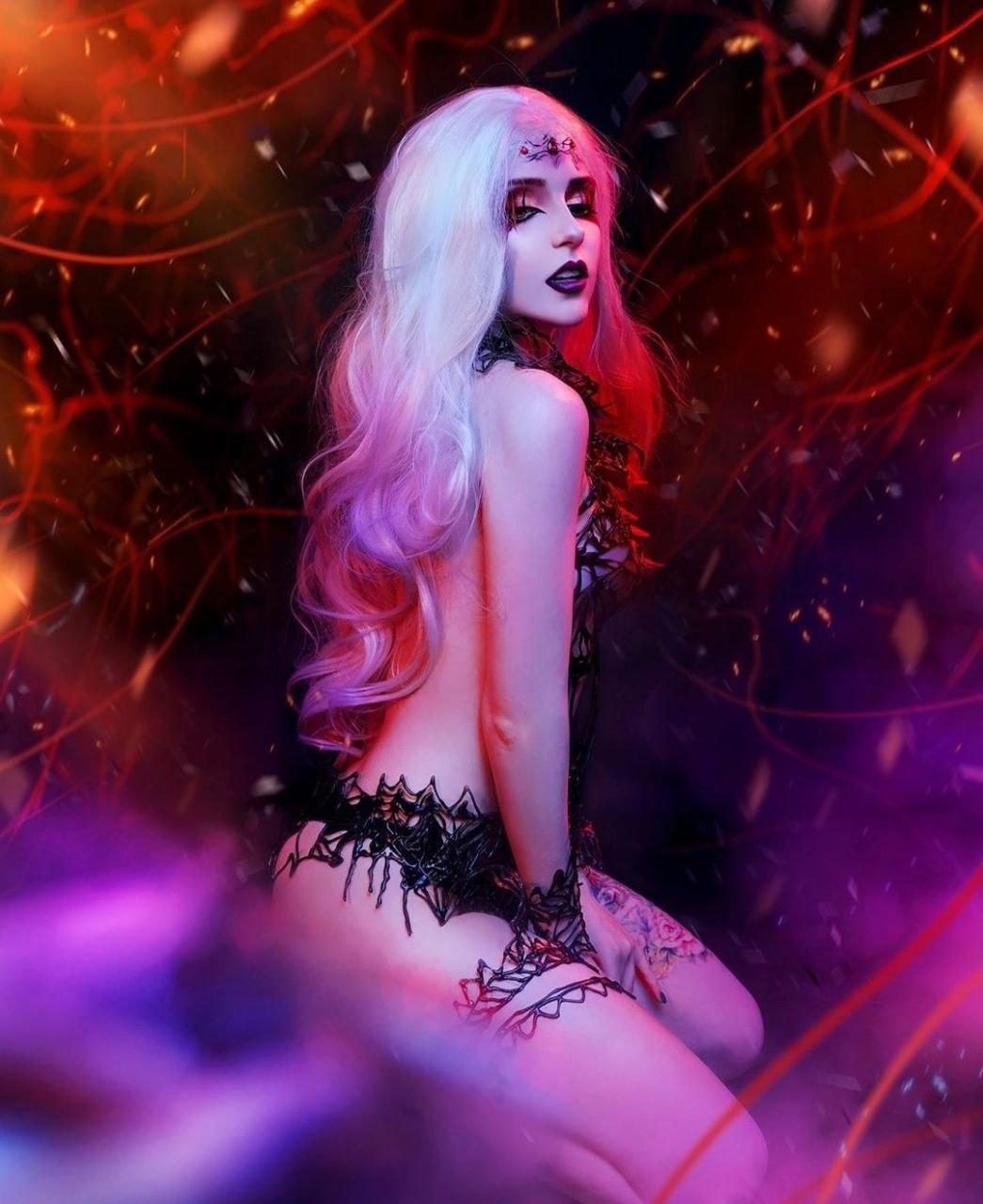 Но для тех, кто не хочет тратить деньги, мы слили фотографии Оляши с Boosty на наш сайт. Но для тех, кто не хочет тратить деньги, мы слили фотографии Оляши с Boosty на наш сайт.