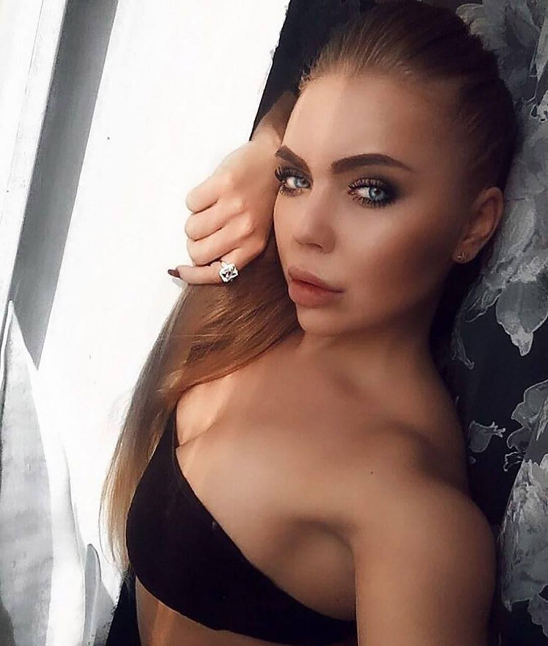 Телеграмм канал «ГОЛАЯ СЛИВ КАРИНЫ КРОСС». Телеграмм канал «ГОЛАЯ СЛИВ КАРИНЫ КРОСС».