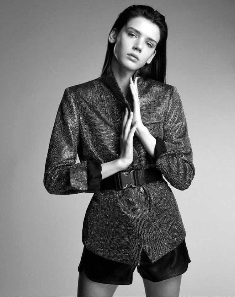 Более 30 горячих фото откровенной Анастасии Красовской.