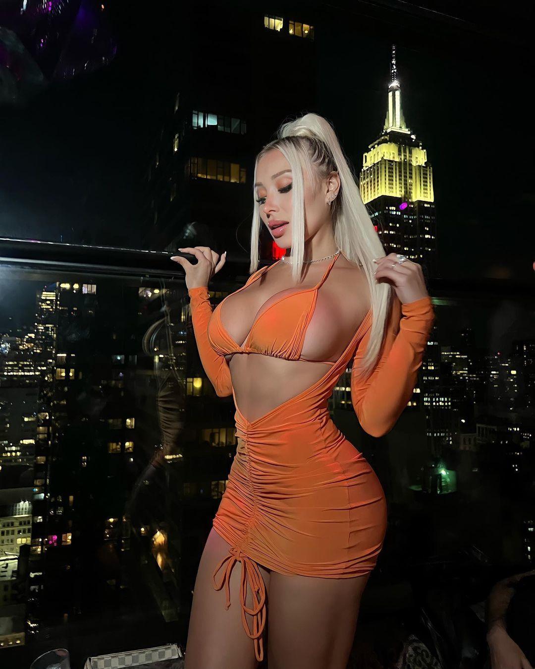 Голая Даниэлла Чавес 2023. Голая Даниэлла Чавес 2023.