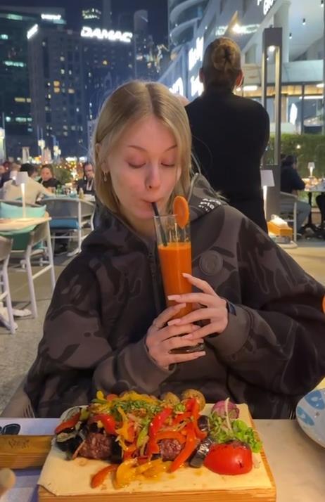 Кадры со съёмок для Гуччи. Кадры со съёмок для Гуччи.