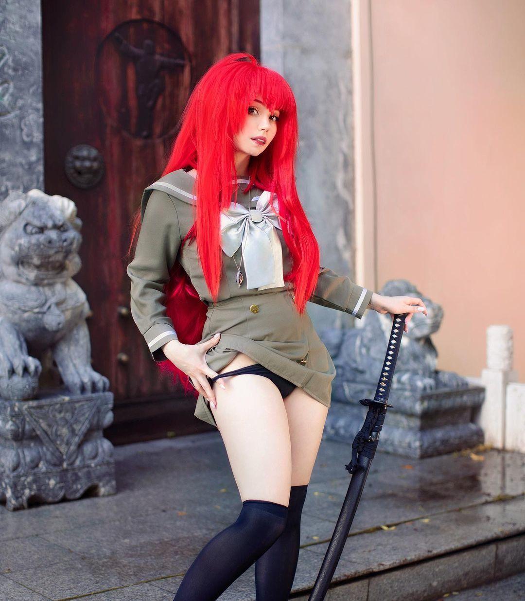 Искали слив голой caticornplay с онлифанс?