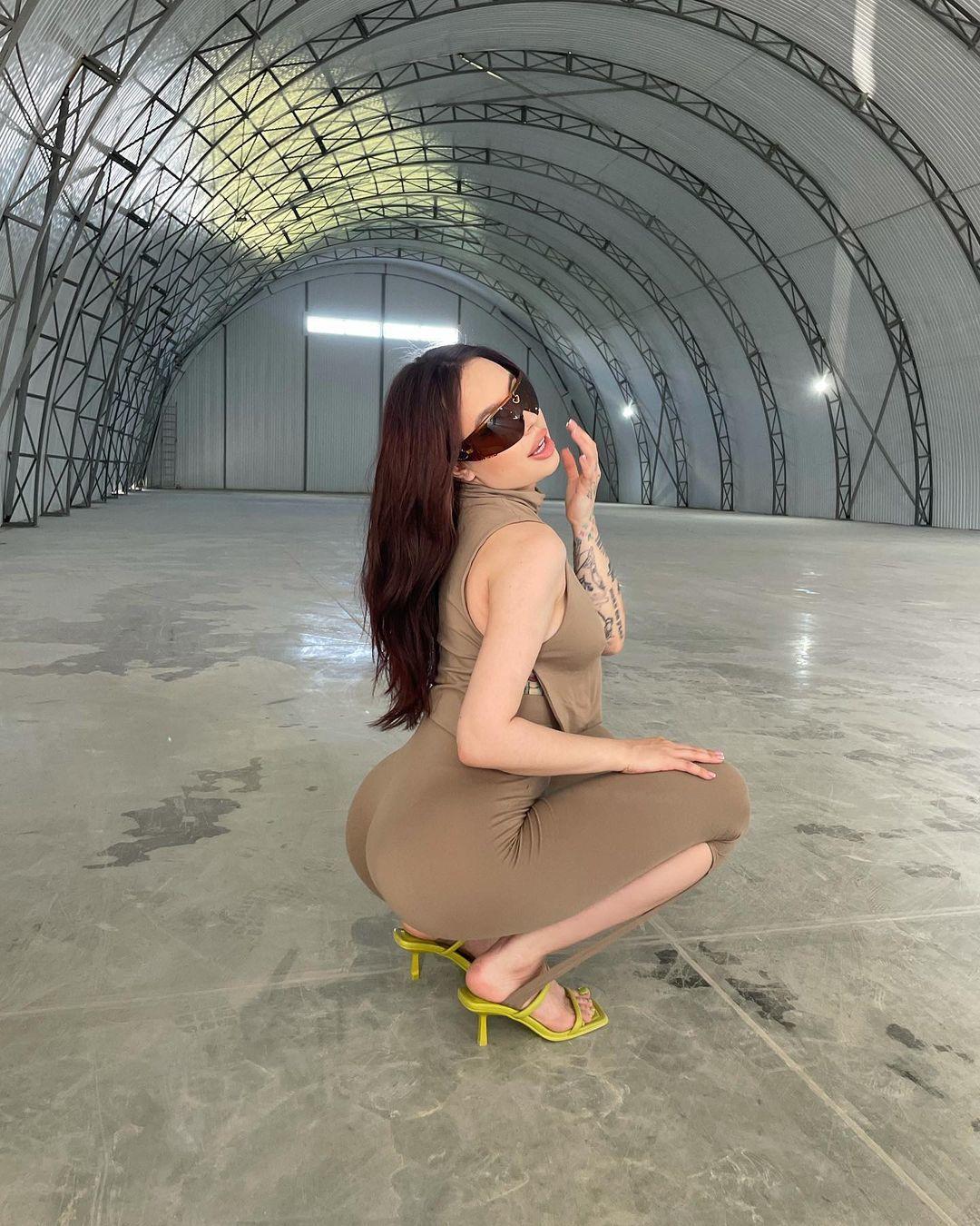 Инстасамка в Нижнем белье 2021