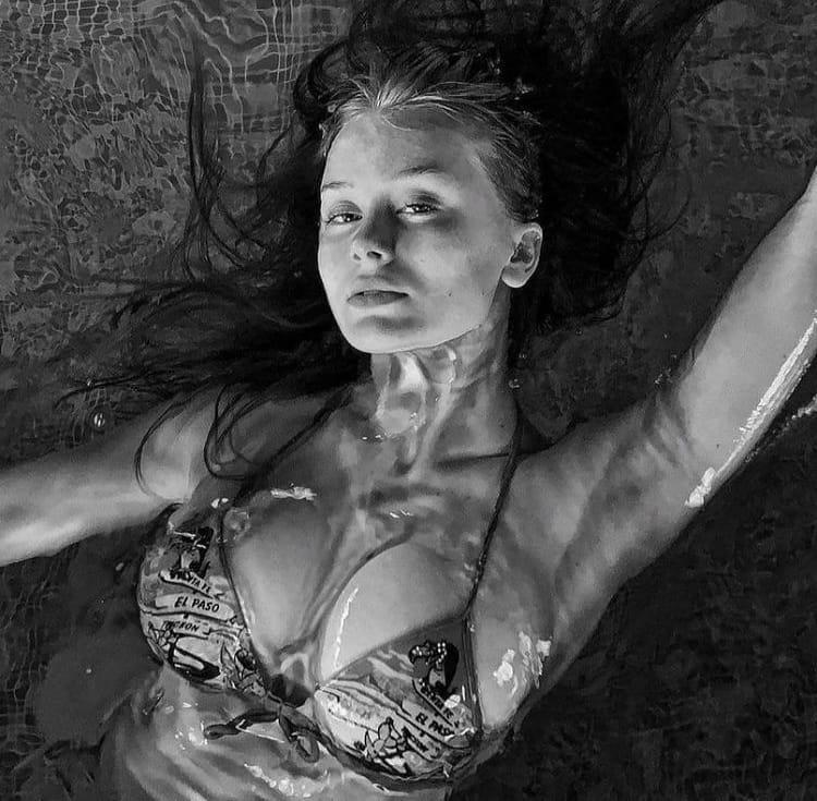 Голая Дарья Перова (60 Фото) - Слитые фото Даши. Голая Дарья Перова (60 Фото) - Слитые фото Даши.