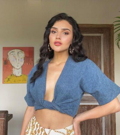 Саева слитые откровенные фото без цензуры.