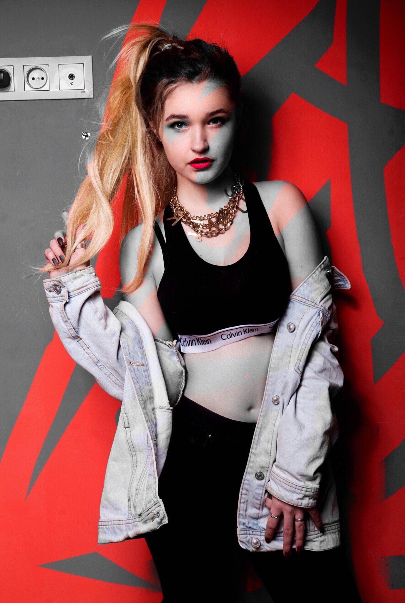 Сильный снимок fesch6 для журнала. Сильный снимок fesch6 для журнала.