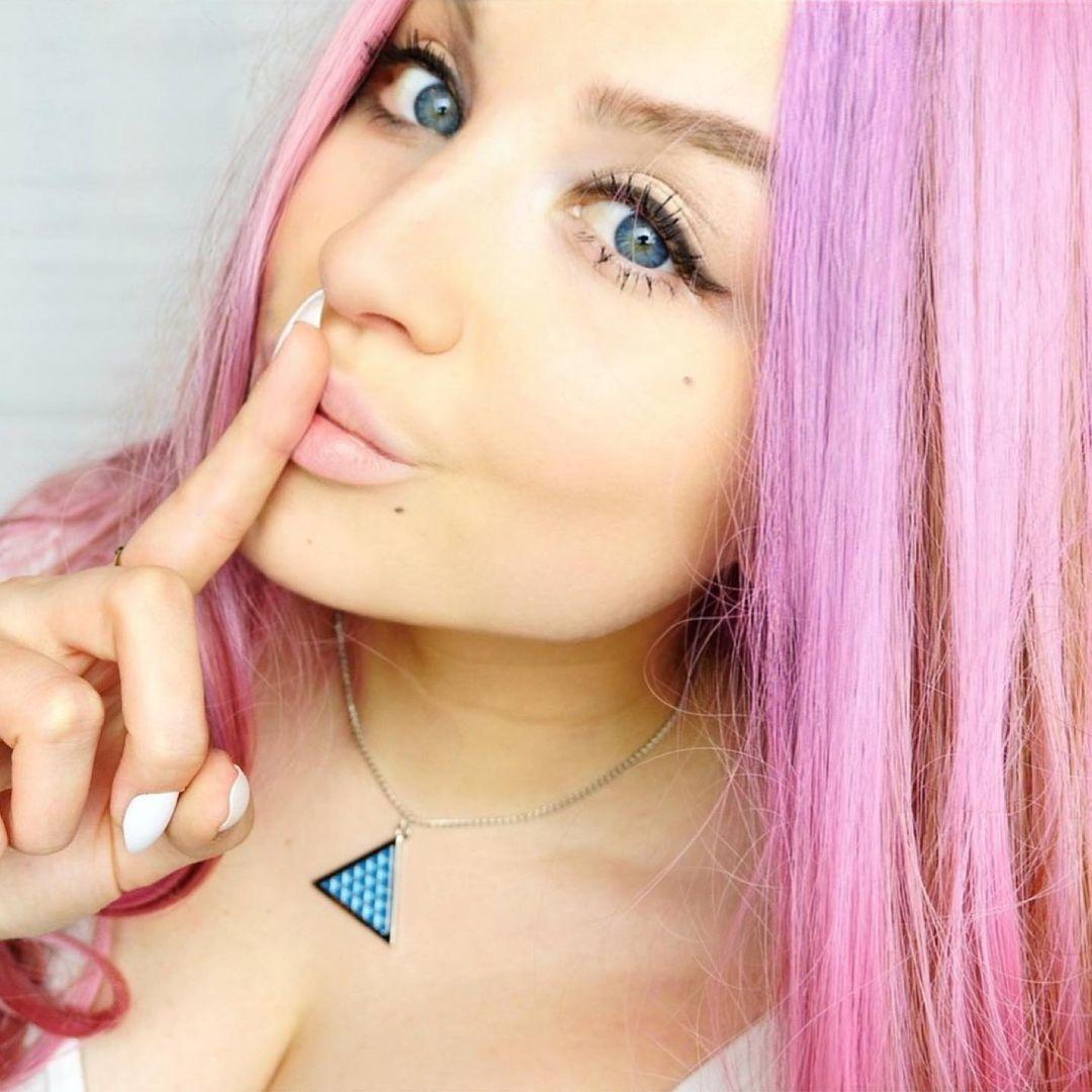 Голая Tanya Melson. Голая Tanya Melson.