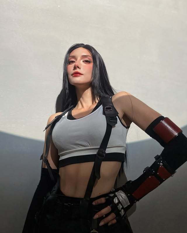 Косплейщица Анастасия Муллаянова на фото в горячем образе. Косплейщица Анастасия Муллаянова на фото в горячем образе.