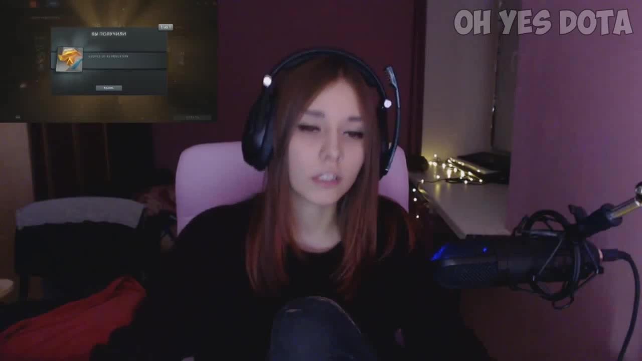 Вика ред стримерша Вика ред стримерша