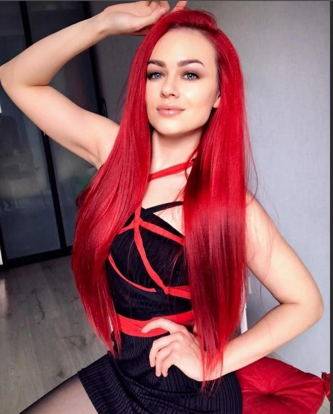 За то у нее группа в ВК есть Мари добро М для мальчиков с донатной подпиской и постами. За то у нее группа в ВК есть Мари добро М для мальчиков с донатной подпиской и постами.