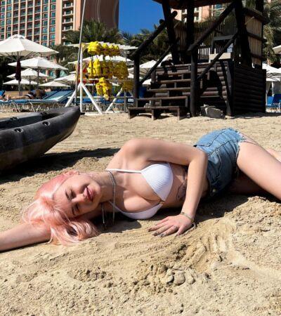 Диана Астер в купальнике Диана Астер в купальнике