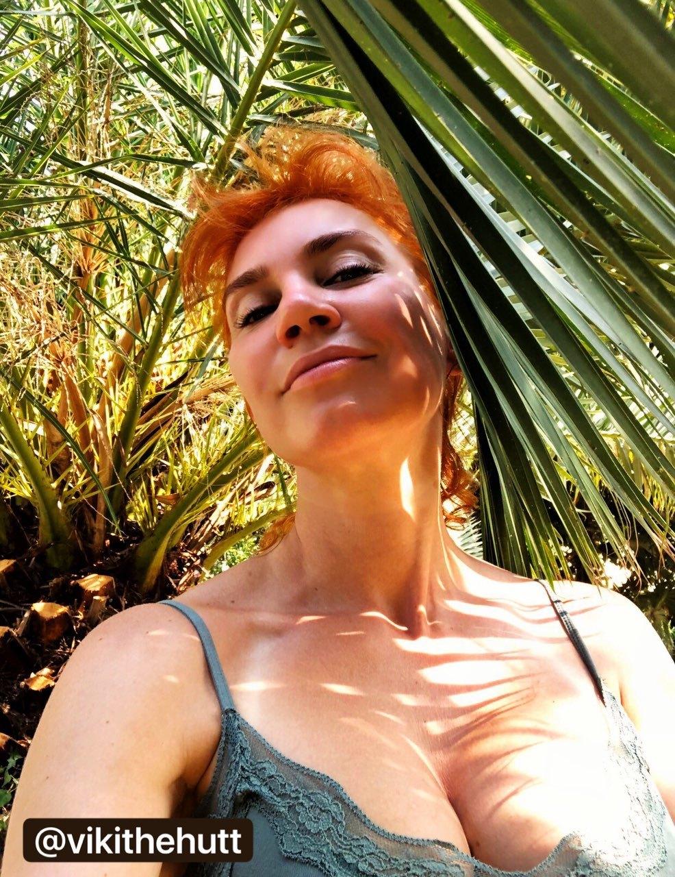 Рыжая Виктория vikithehutt, Виктория Хатнянская onlyfans.