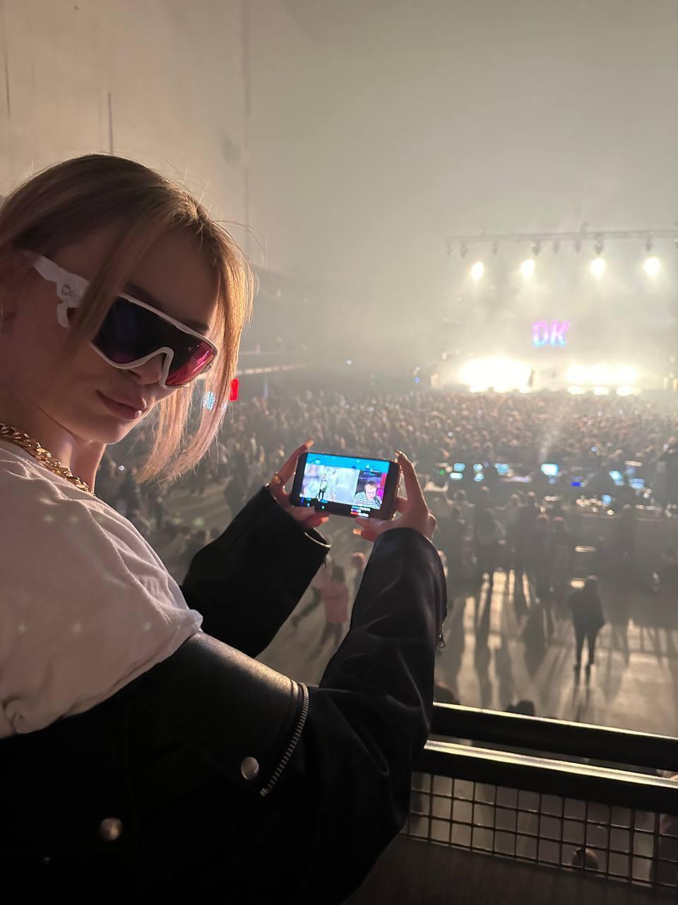 Гламурная даша дошик горячее фото. Гламурная даша дошик горячее фото.