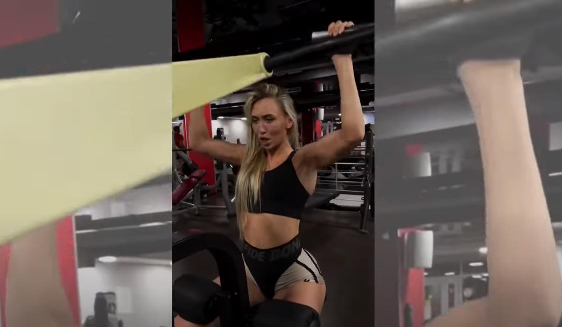 Маша качает железо не жалея сил. Маша качает железо не жалея сил.