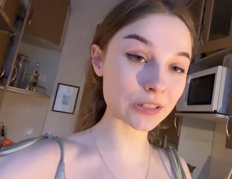 Знойная геймерша f639olya. Знойная геймерша f639olya.