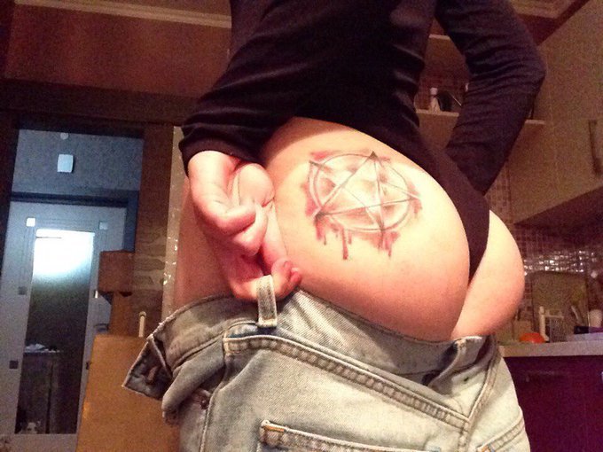 Голая Vlad o chka Голая Vlad o chka